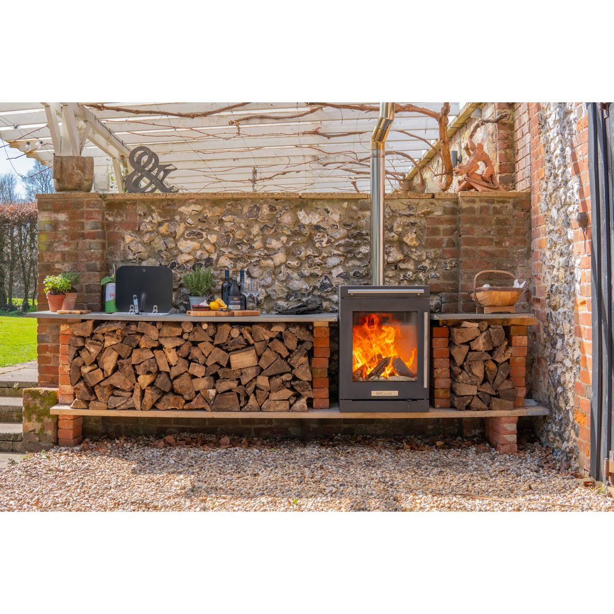 BBQube For Outdoor Kitchen: Grill & Heater