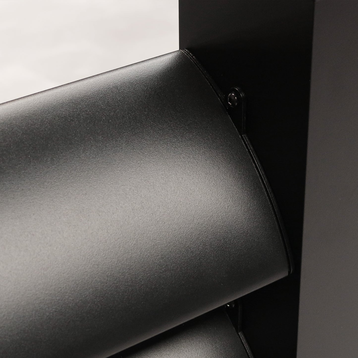 Deponti Louvre profile