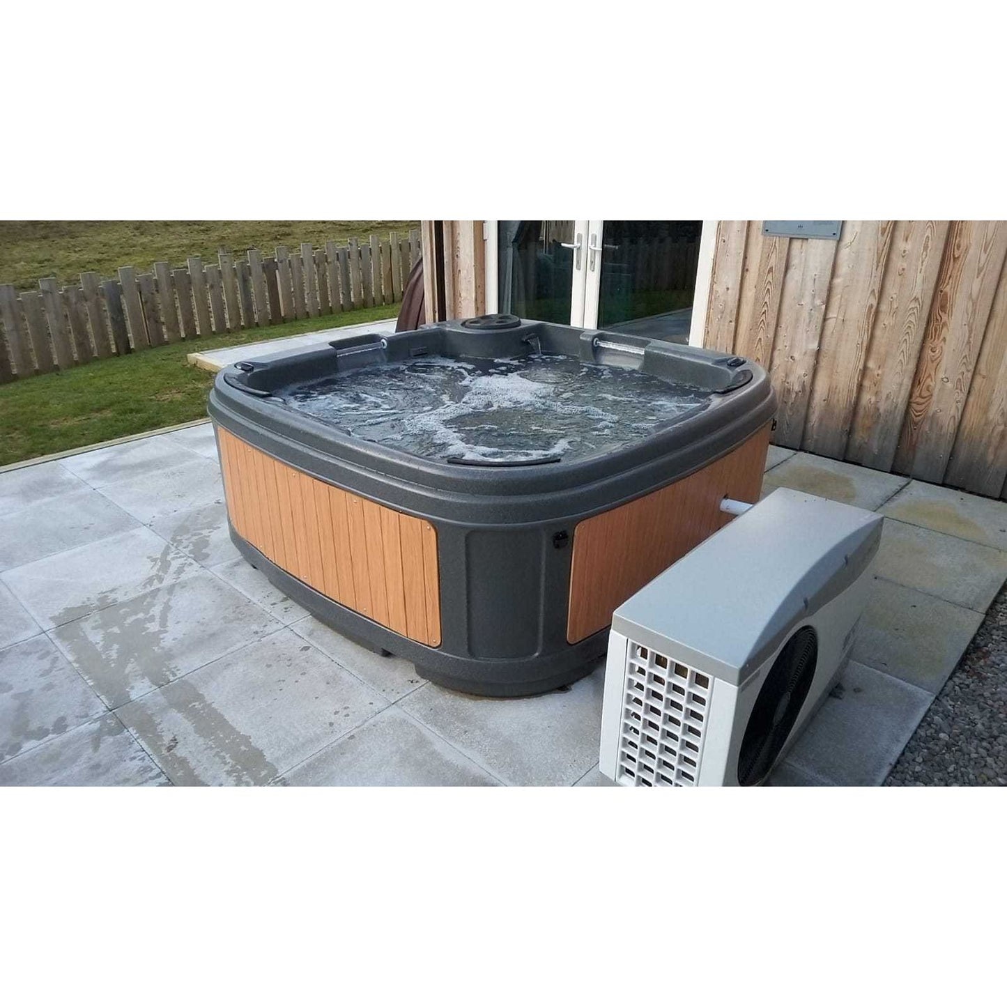 RotoSpa-Dura-S380-5-6-Persons-jacuzzi-with-a-heath-pump
