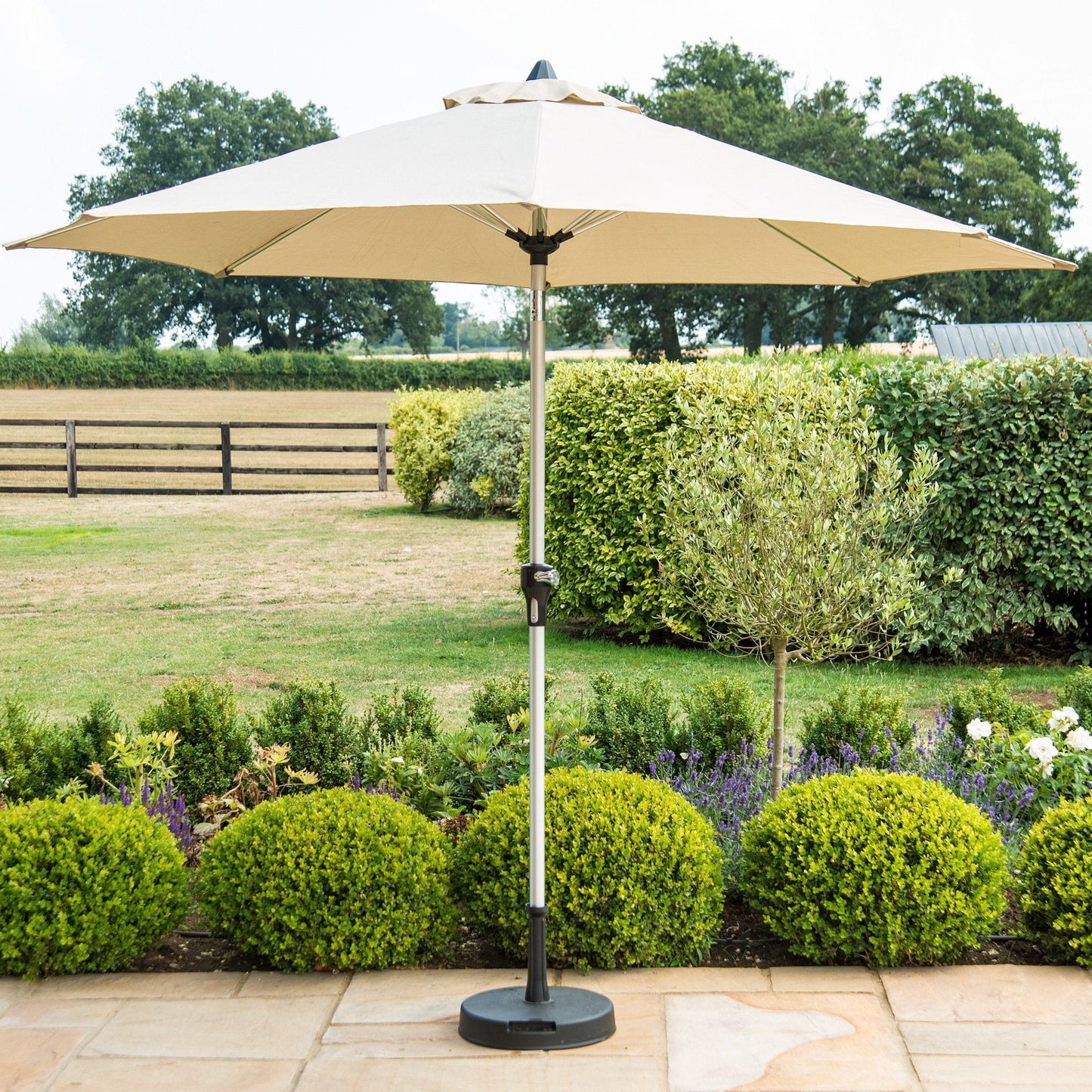 2.7m Round Parasol - Modern Rattan