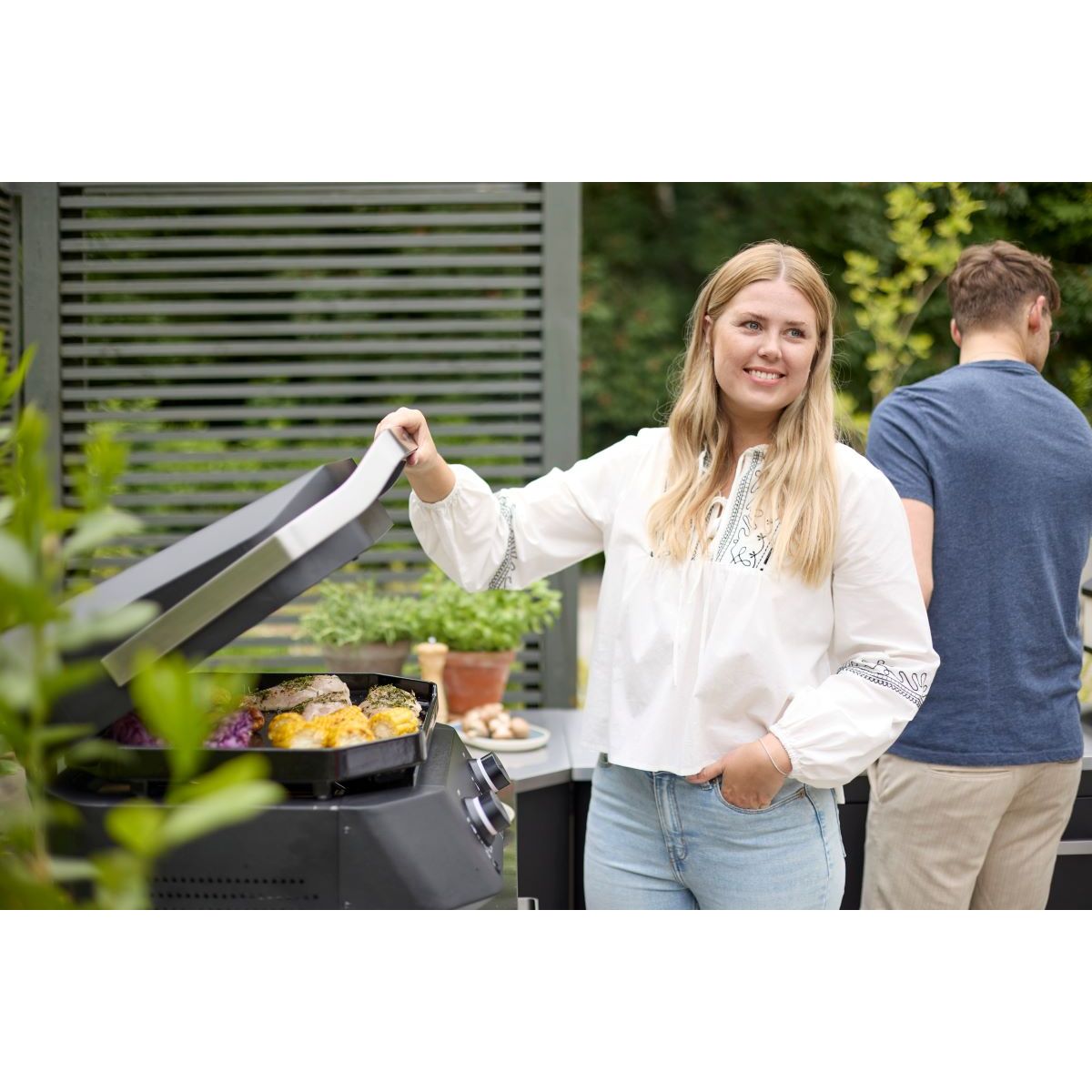 Cozze G-500 Gas Plancha Grill with Cast Iron Plate - Outdoor Use