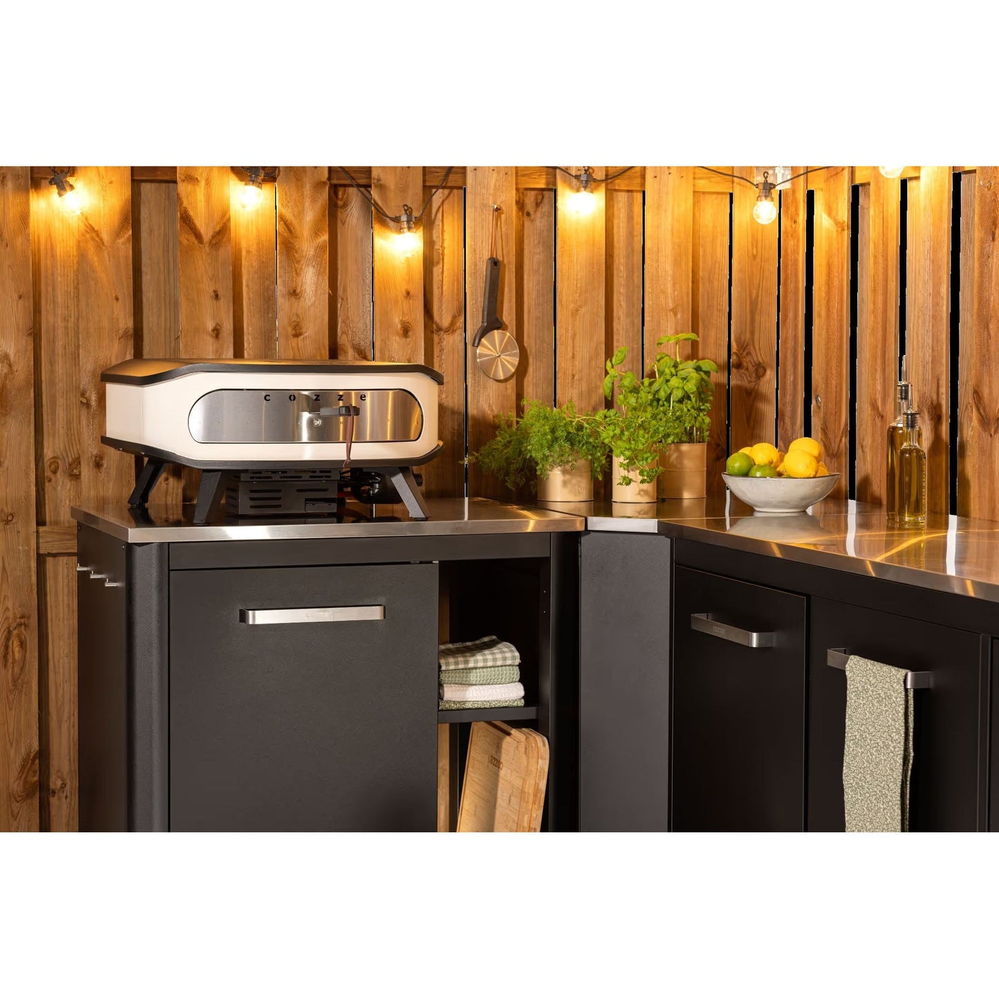 Cozze Corner Table – Modular Outdoor Kitchen Connector with Steel Top