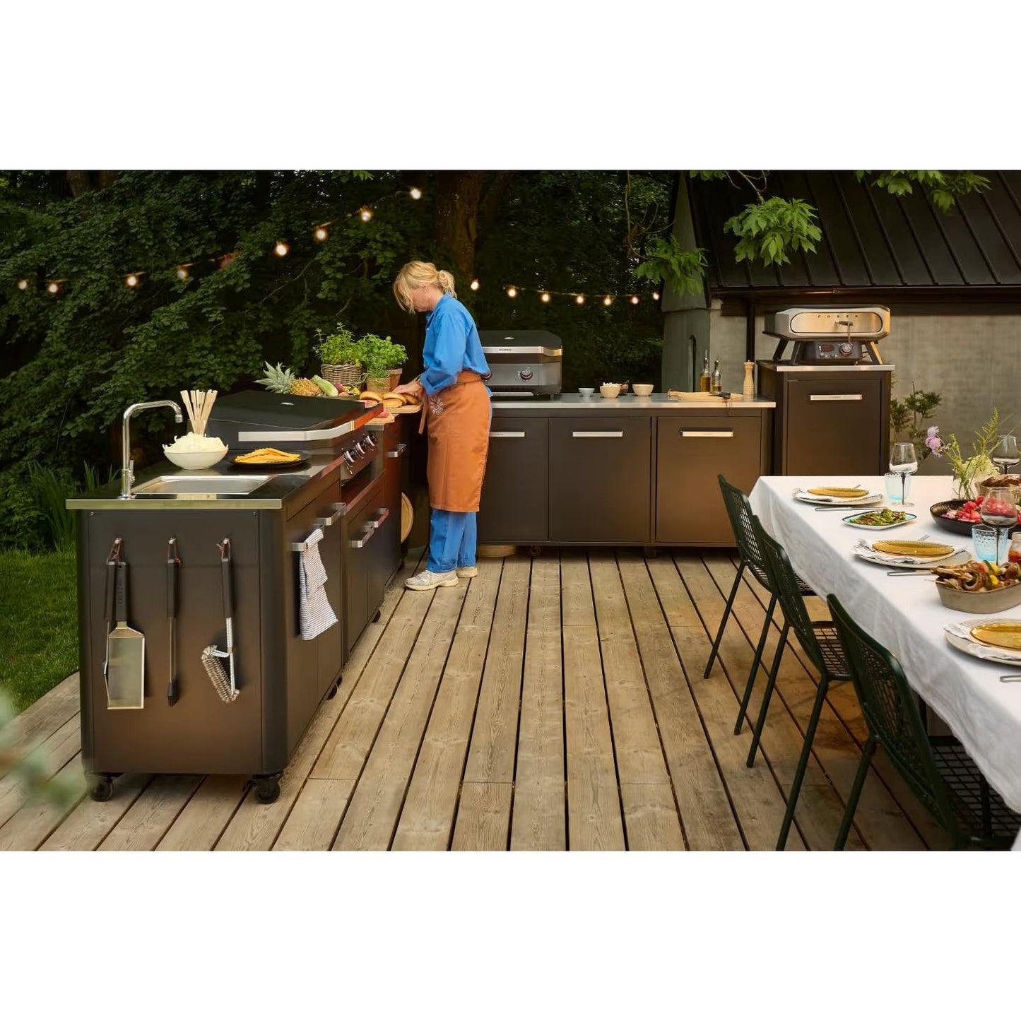 Cozze Outdoor Kitchen 90 w. Sink – Compact Outdoor Unit with Tap