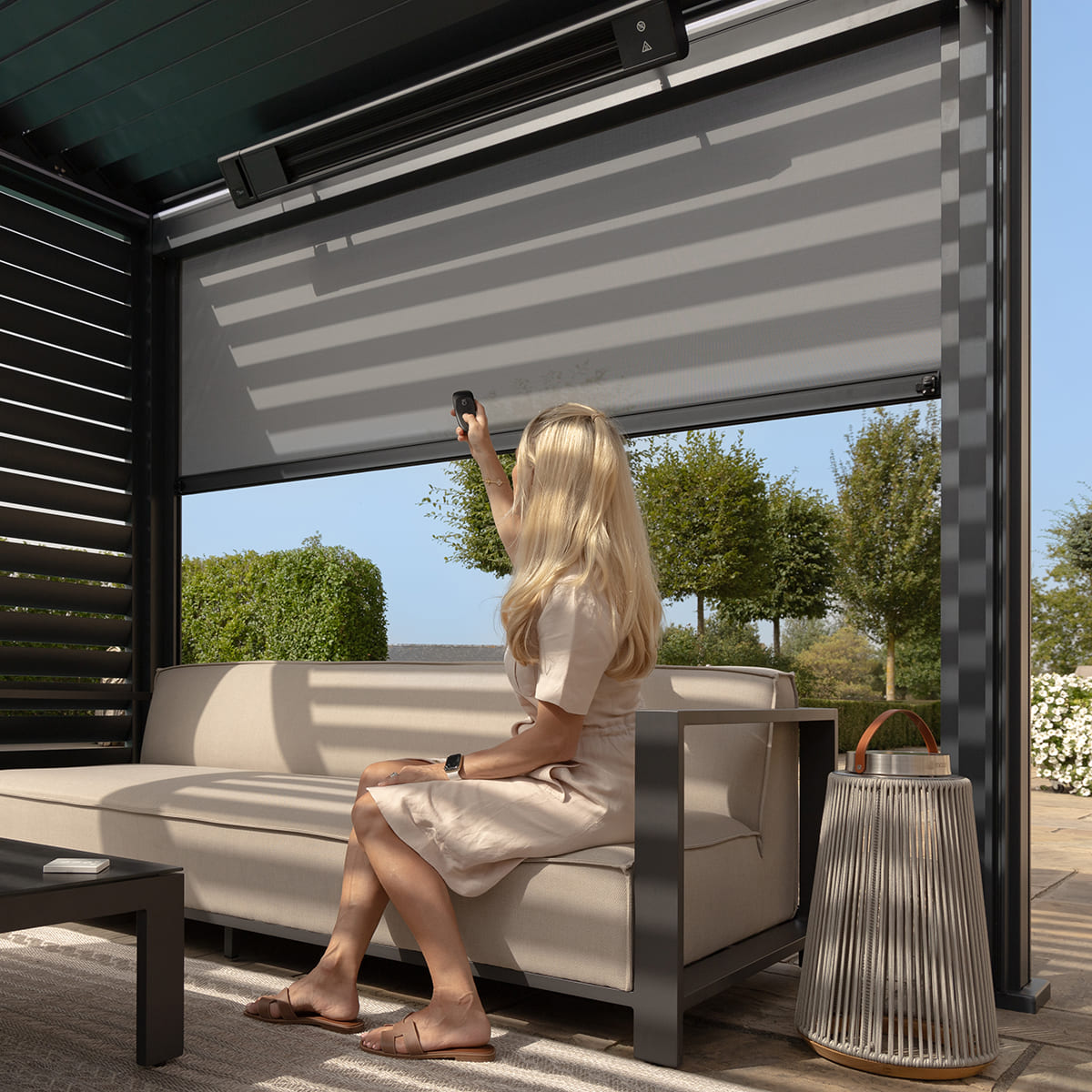 Eden Aluminium Pergola With Motorised Roof, 4m Louvre Wall & 3 Blinds