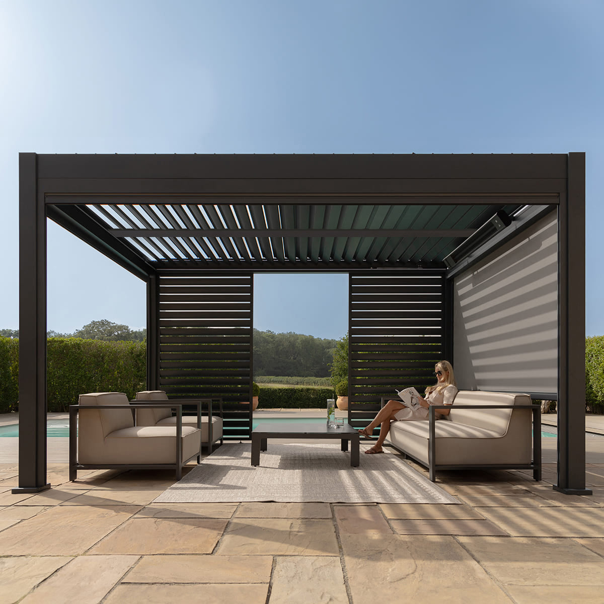 Eden Aluminium Pergola With Motorised Roof, 4m Louvre Wall & 3 Blinds