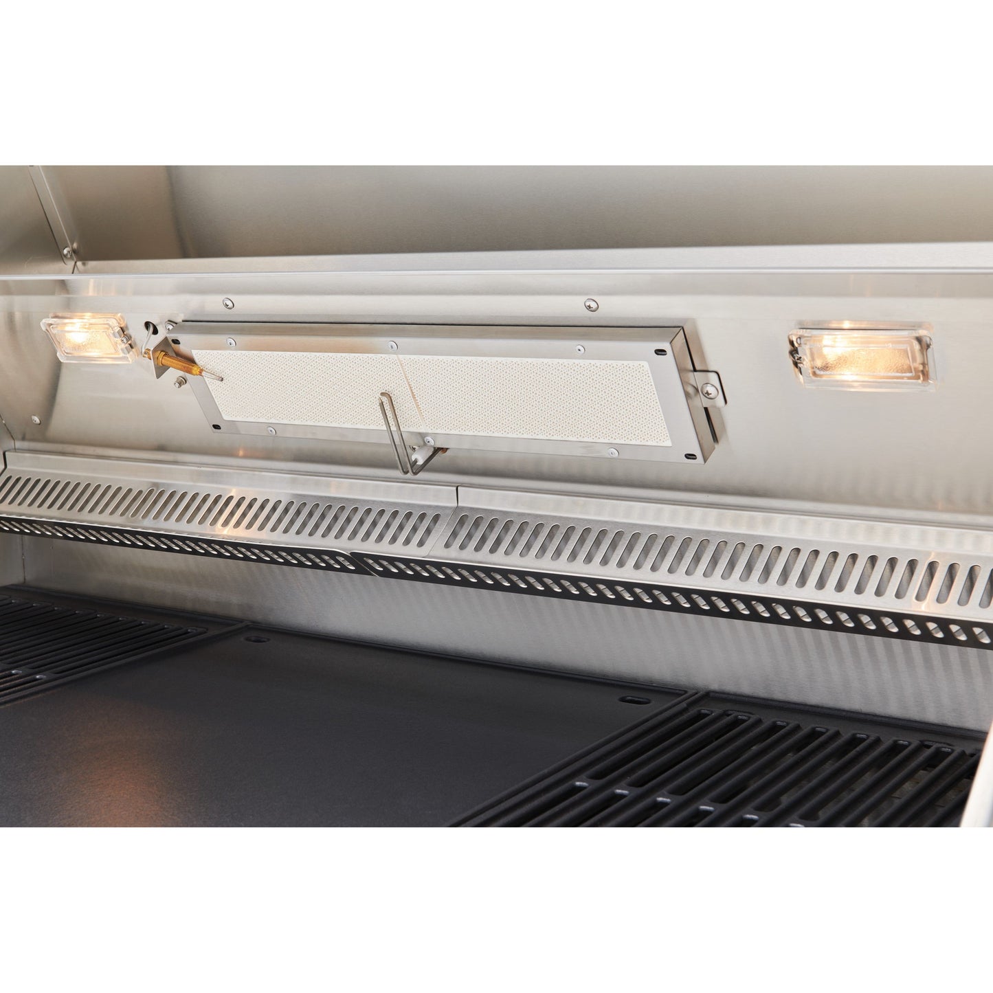 BeefEater 7000 Series Classic 5 Burner Gas BBQ with Trolley and Side Burner