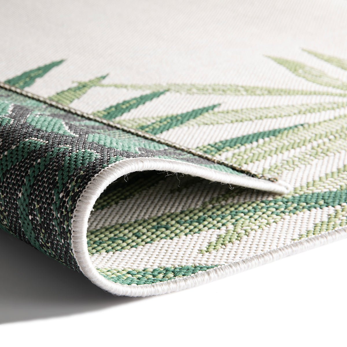 Maze -  Botany Palm Leaf  White Centre Outdoor Rug