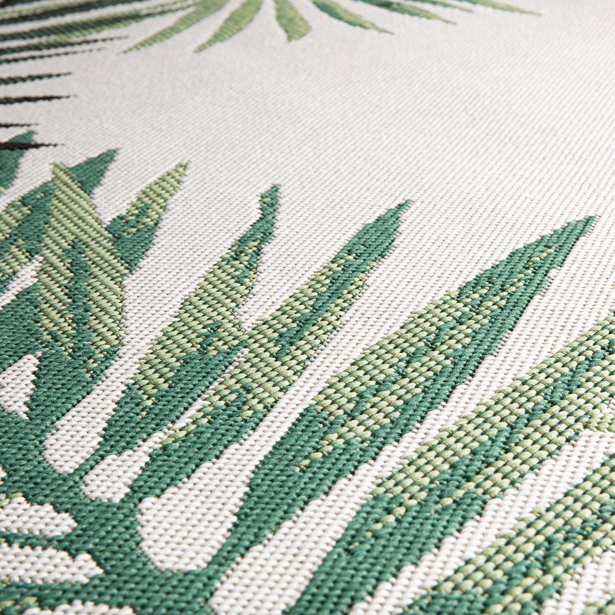 Maze -  Botany Palm Leaf  White Centre Outdoor Rug