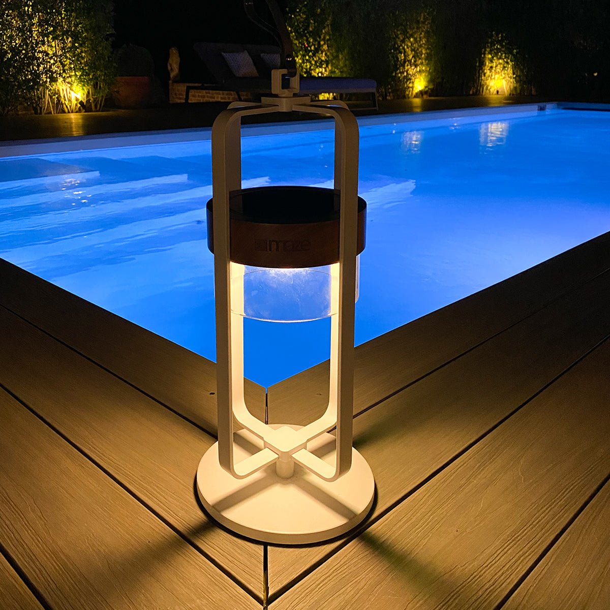 Maze Satellite large solar light with stand