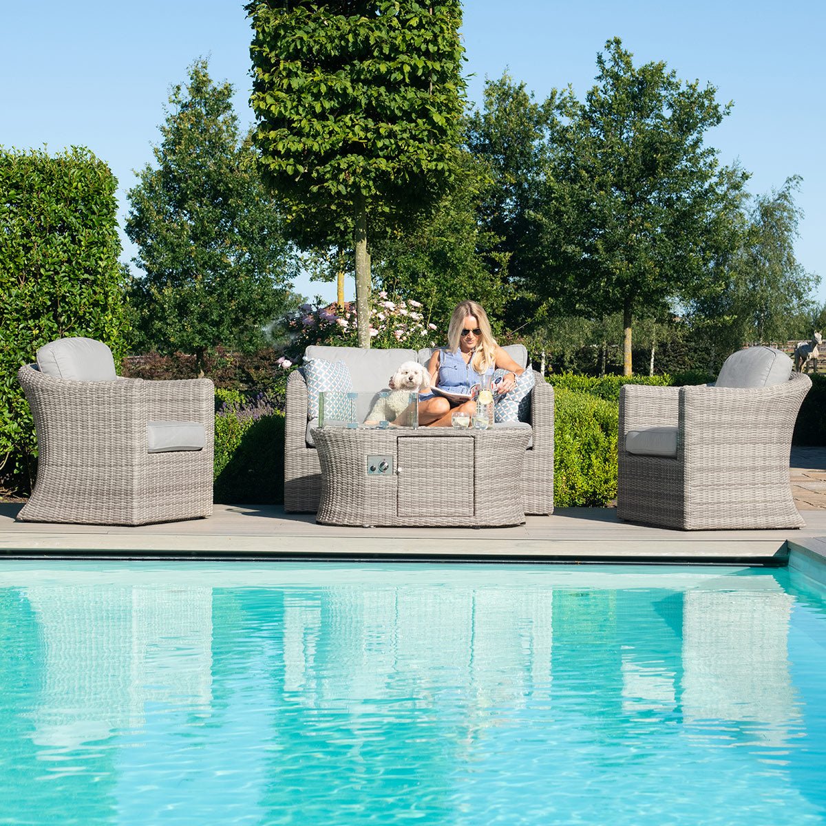 Maze Oxford 2 Seat Sofa Set with Fire Pit