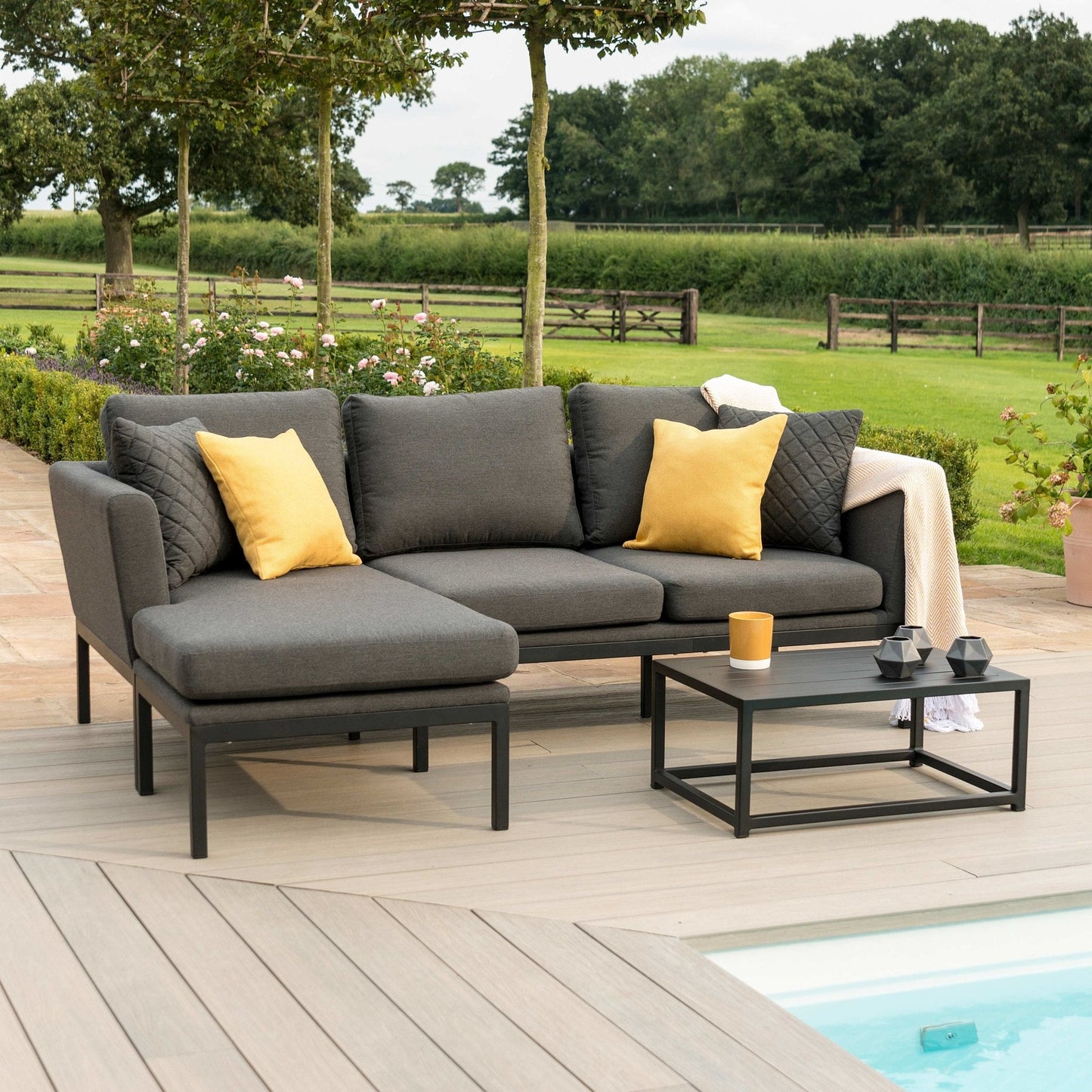 Maze Pulse Chaise Outdoor Sofa Set + Free Winter Cover