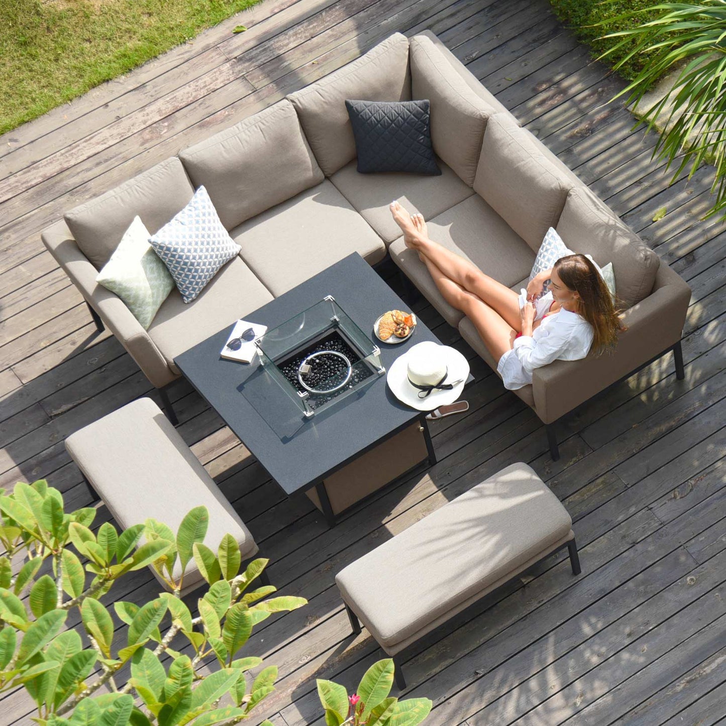 Maze Pulse Square Corner Sofa Dining Set with Fire Pit + Free Extras