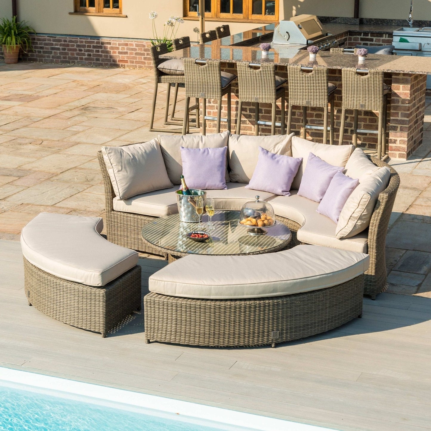 Winchester Lifestyle Suite - Modern Rattan